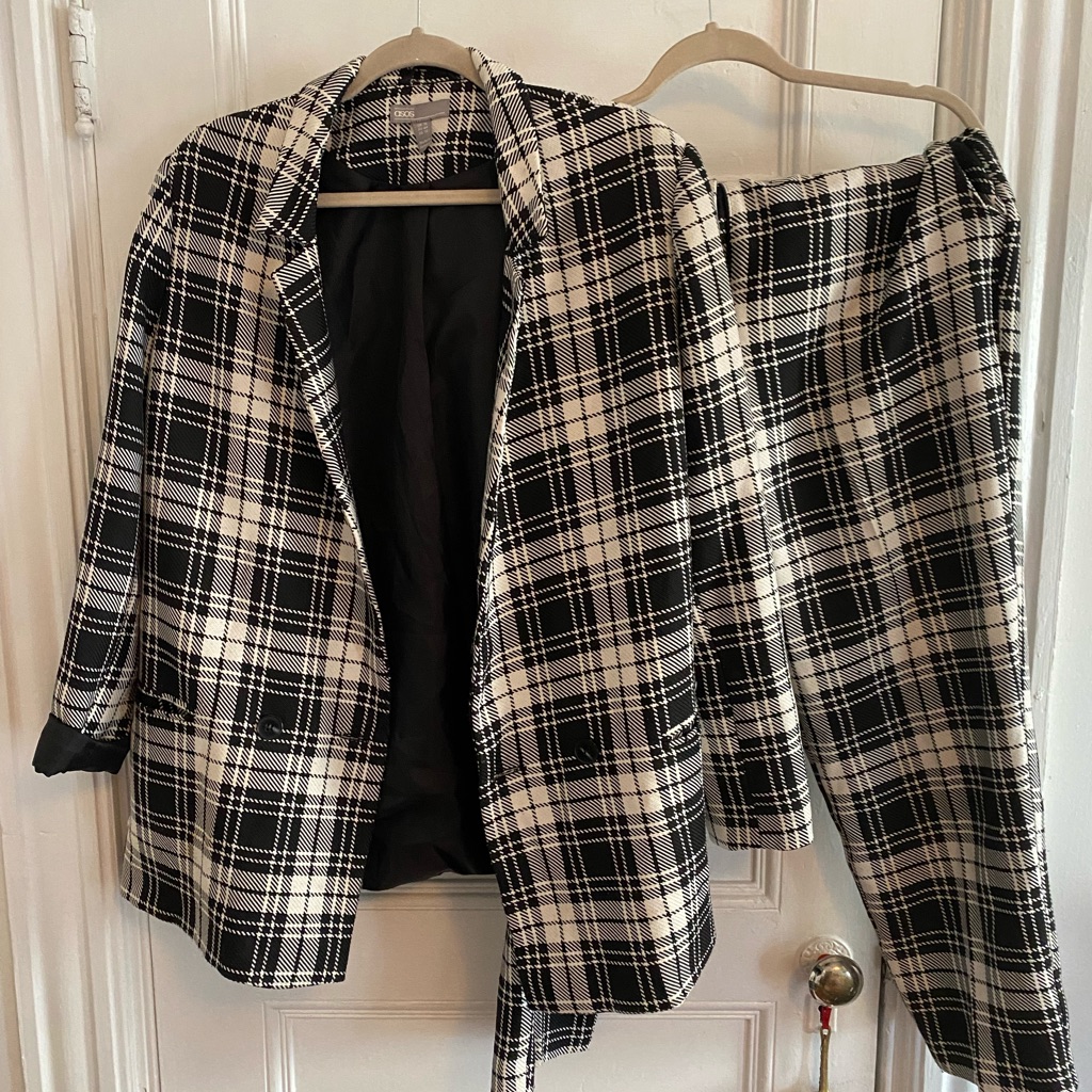 Two Piece Patterned Suit